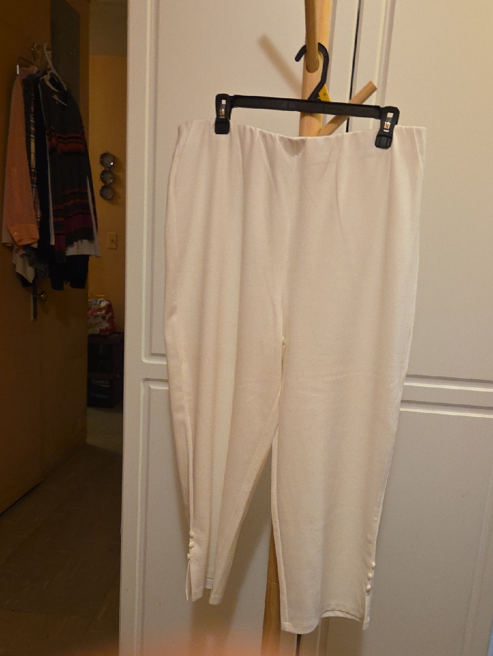 Bob Mackie Wearable Art White Ankle-Length Pull-On Pants